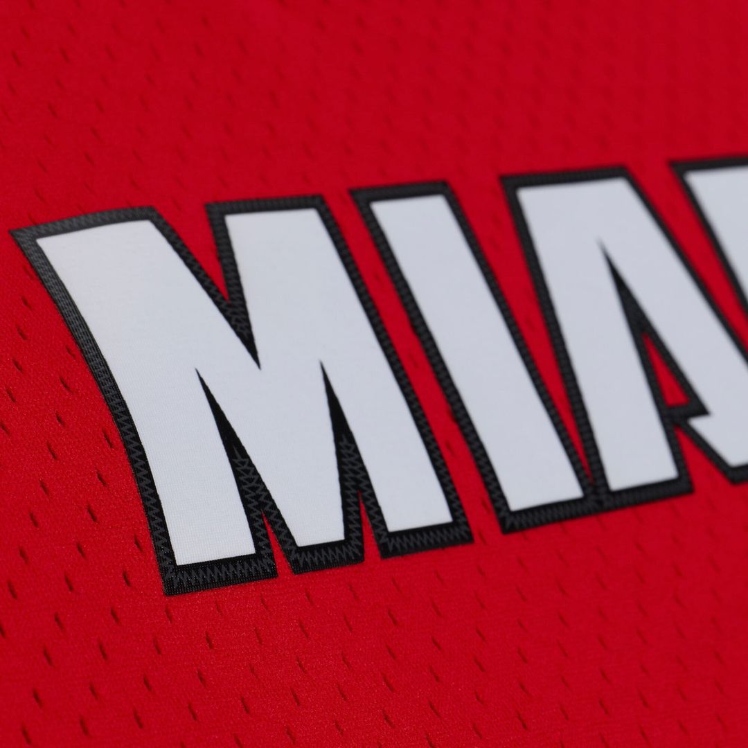 Miami Heat Shaquille O'Neal Mitchell & Ness 2007/08 Hardwood Classics Swingman Jersey - White