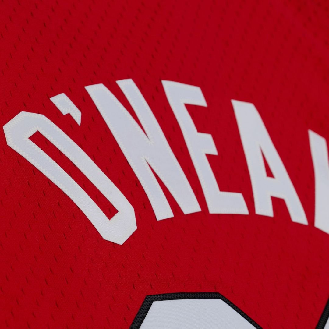 Miami Heat Shaquille O'Neal Mitchell & Ness 2005 - 06 Swingman Jersey - Red