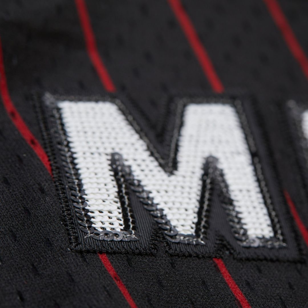 Miami Heat Dwyane Wade Mitchell & Ness x DANNIJO Women's Fashion Cropped Basketball Jersey - Black