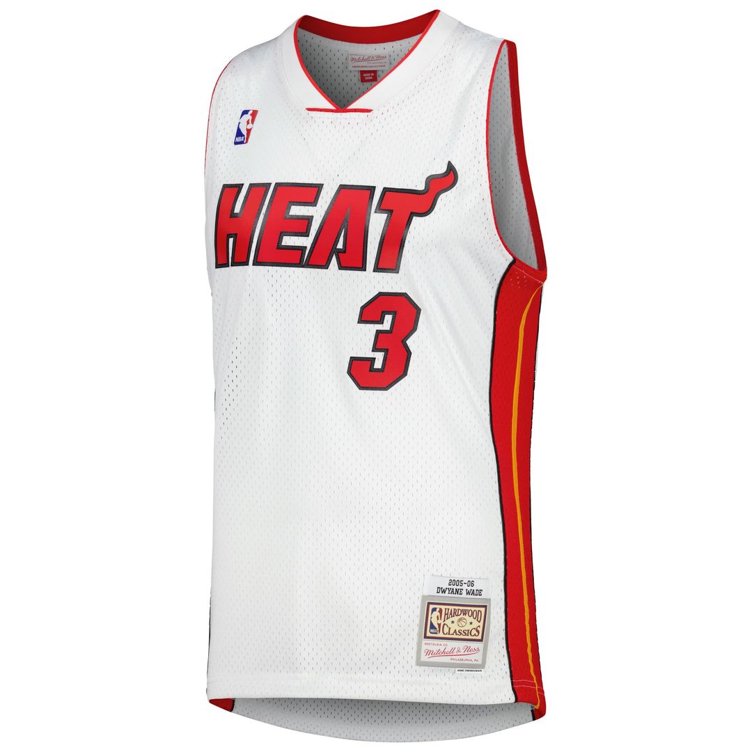 Miami Heat Dwyane Wade Mitchell & Ness 2005/06 Hardwood Classics Swingman Jersey - White
