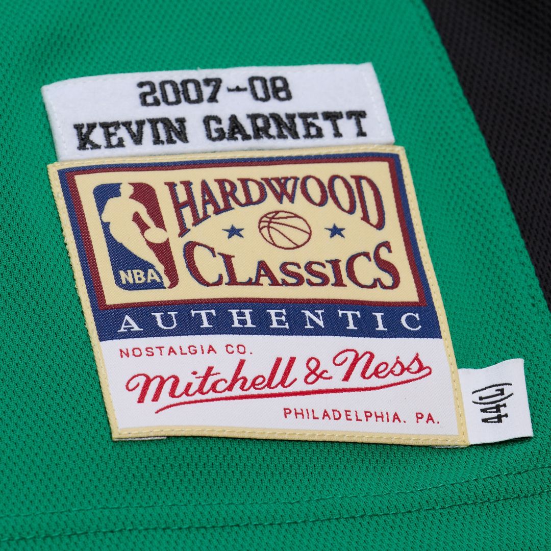 Boston Celtics Kevin Garnett Mitchell & Ness 2007 - 08 Hardwood Classics Authentic Jersey - Kelly Green