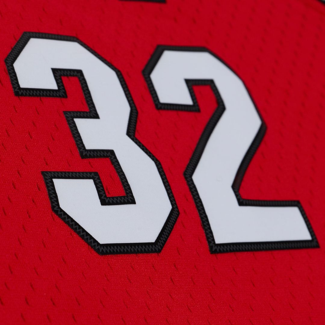 Miami Heat Shaquille O'Neal Mitchell & Ness 2007/08 Hardwood Classics Swingman Jersey - White
