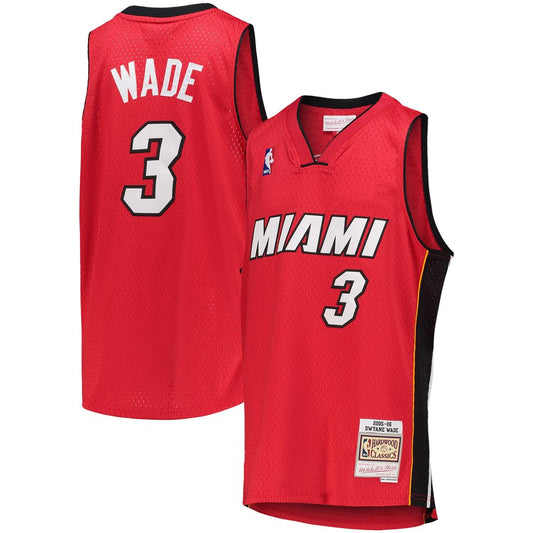 Miami Heat Dwyane Wade Mitchell & Ness Youth 2005/06 Hardwood Classics Swingman Jersey - Red