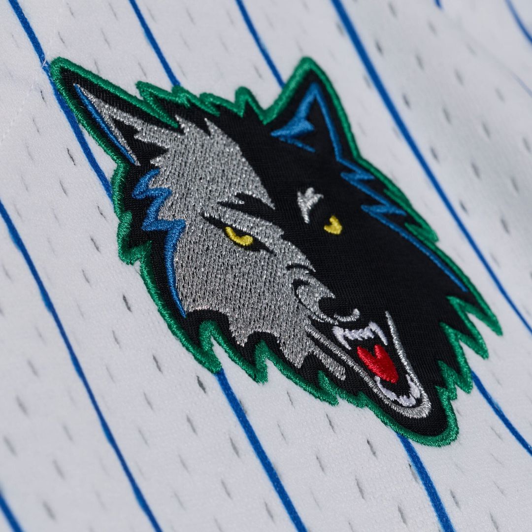 Minnesota Timberwolves Mitchell & Ness Head Coach Pinstripe Mesh Full - Button Baseball Jersey - White