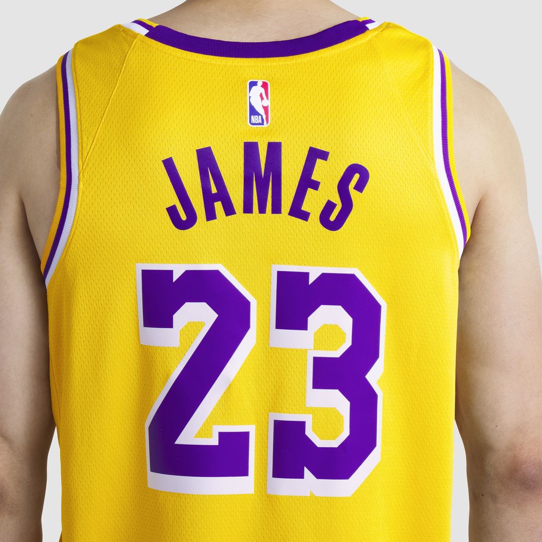 Los Angeles Lakers LeBron James Nike Unisex Swingman Jersey - Association Edition - White