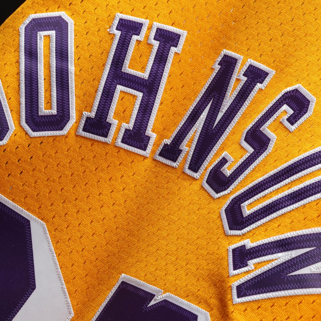 Los Angeles Lakers Magic Johnson Mitchell & Ness 1984/85 Hardwood Classics Swingman Jersey - Gold