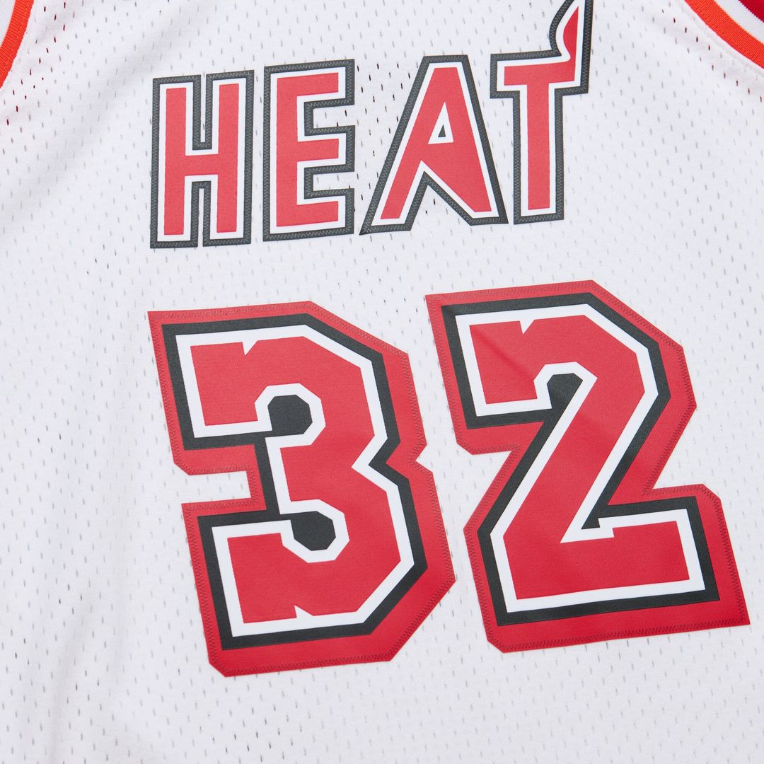 Miami Heat Shaquille O'Neal Mitchell & Ness 2007/08 Hardwood Classics Swingman Jersey - White