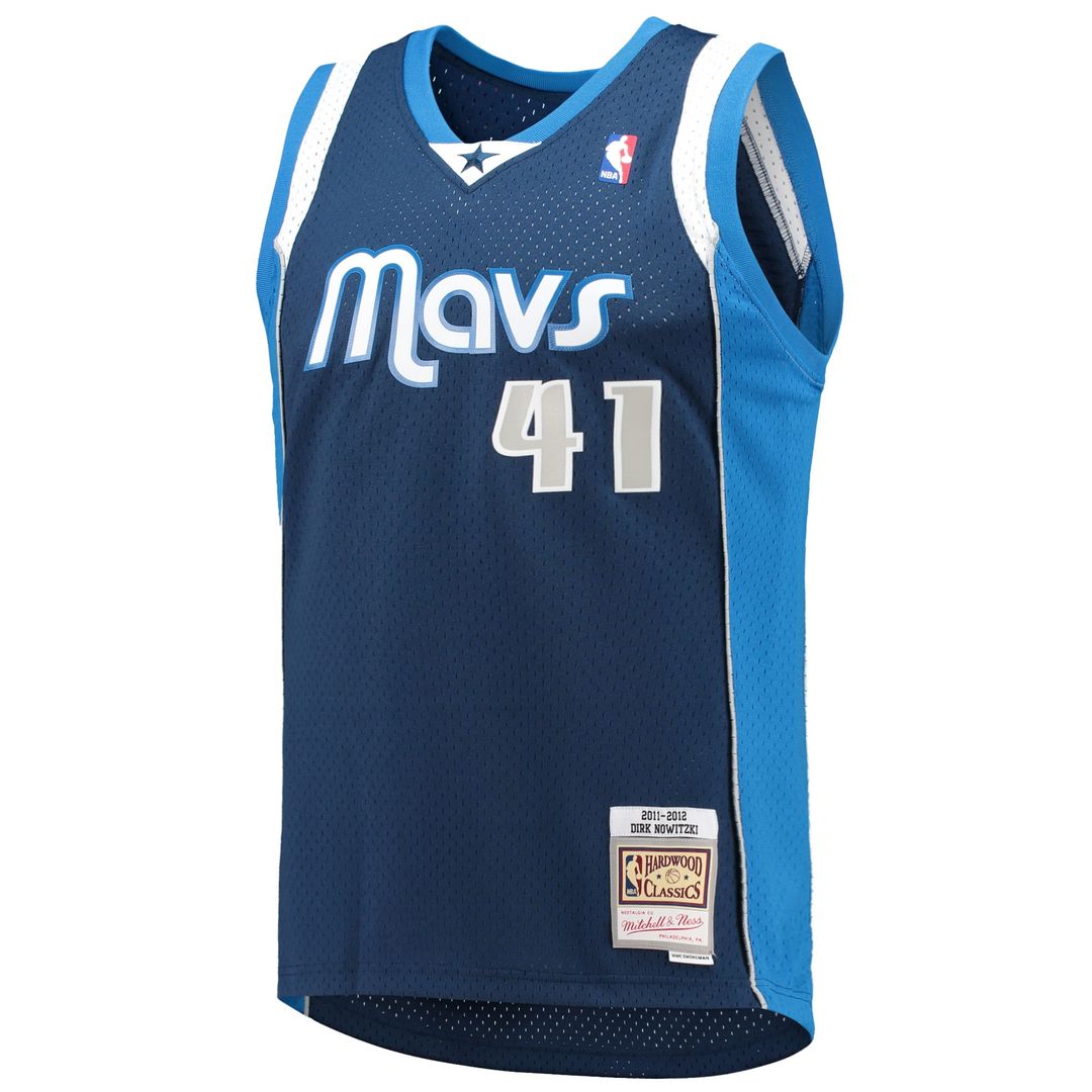Dallas Mavericks Dirk Nowitzki Mitchell & Ness 2011/12 Hardwood Classics Swingman Jersey - Navy