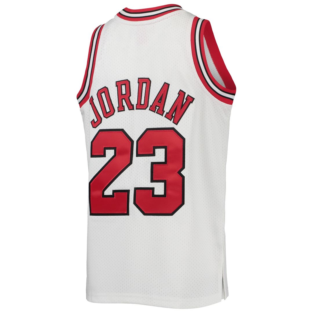 Chicago Bulls Michael Jordan Mitchell & Ness Youth 1997/98 Hardwood Classics Authentic Jersey - White